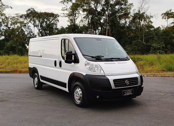 FIAT DUCATO 2.3 MULTIJET DIESEL CARGO MÉDIO MANUAL